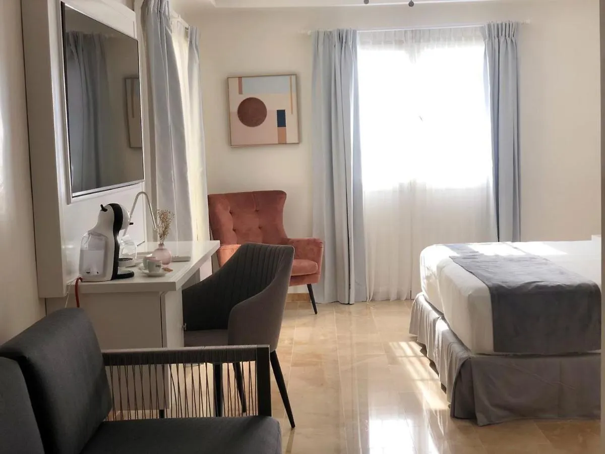 Ξενοδοχείο με διαμερίσματα Boutique Hotel Paradise Πούντα Κάνα